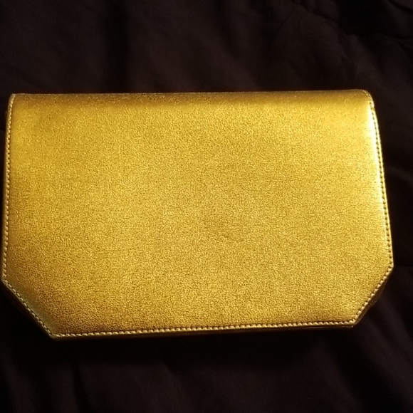 NWT ALEXANDRA CLANCY GOLD METALLIC JANE CLUTCH - Picture 2 of 8